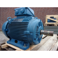 .7,5 KW  725 RPM WEG W22 Premium As 42 mm. NEW.